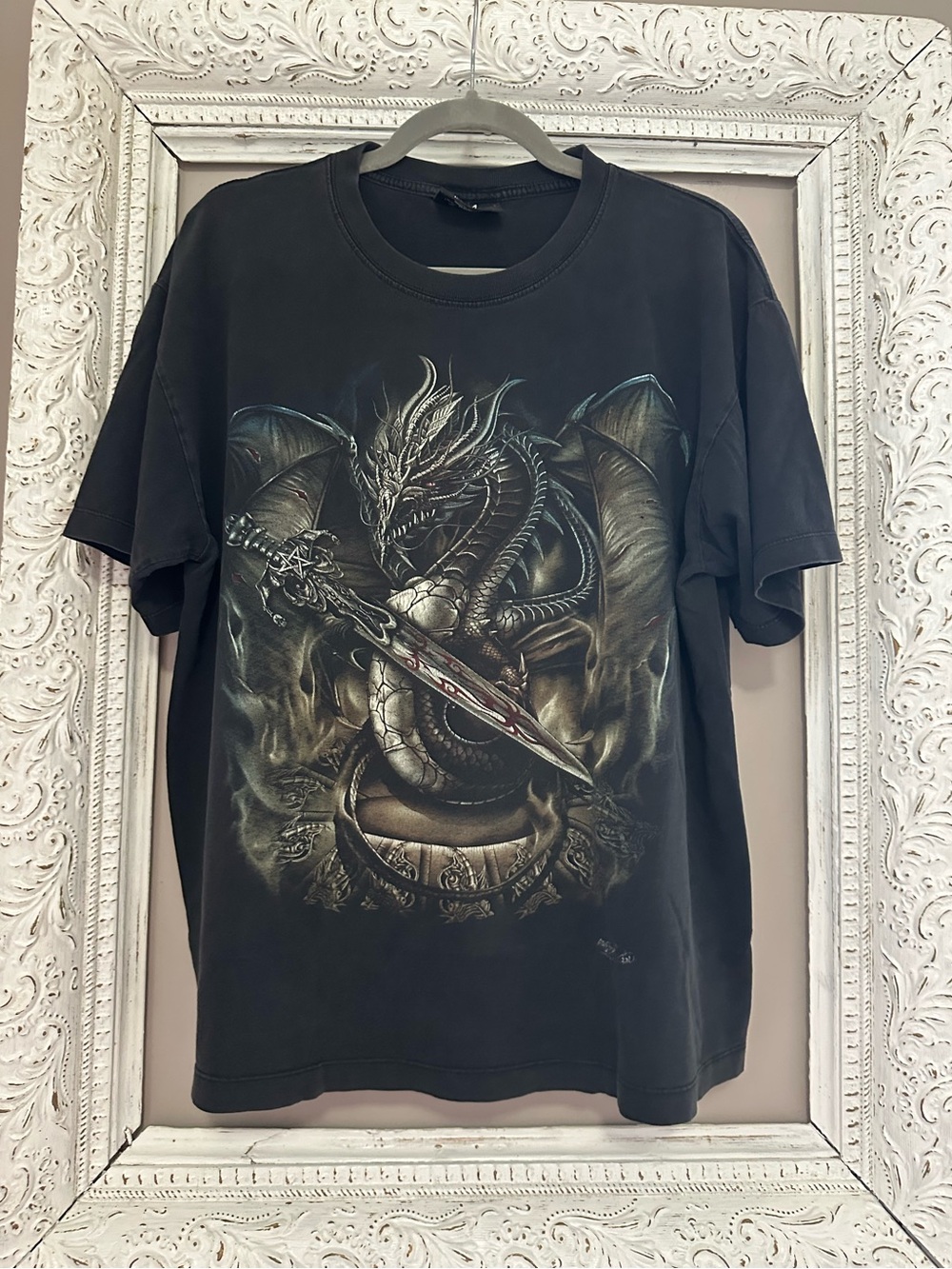 Vintage Rock Chang T-shirt. Front and back dragon design. Size L